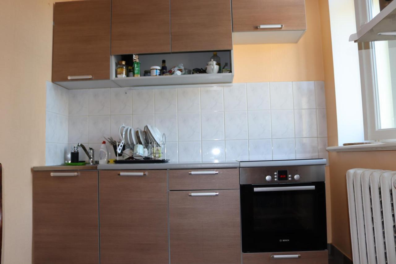 Hostel Louna Parnu Bagian luar foto